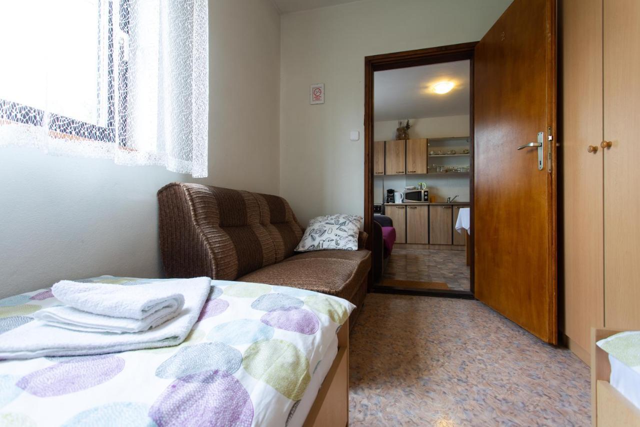 House Vranic Hotel Rakovica Exterior foto